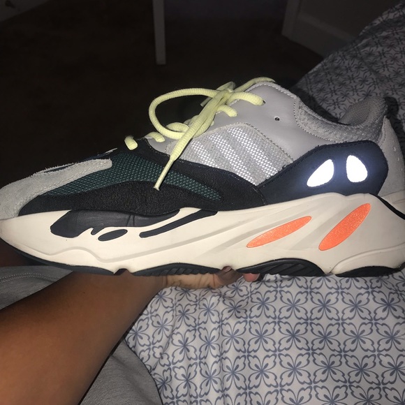 Yeezy 700 wave runner - Picture 1 of 5